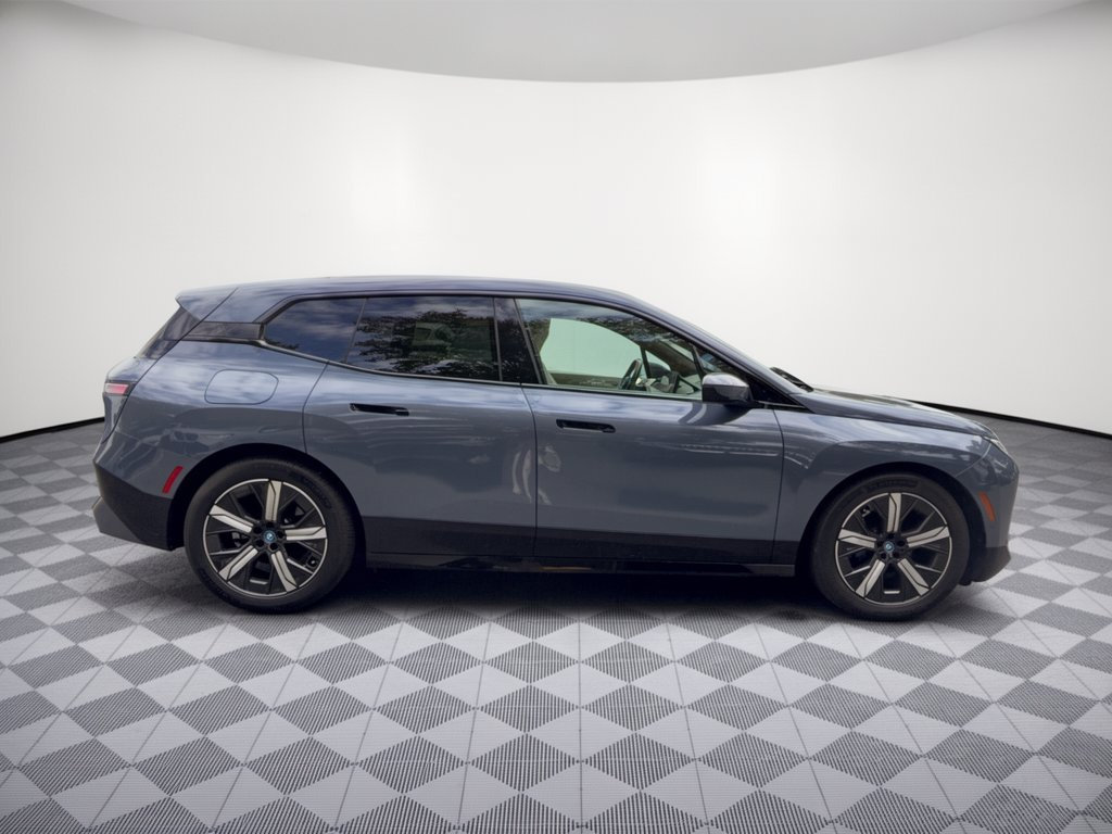 Used 2024 BMW iX M60 AWD/4WD image 8