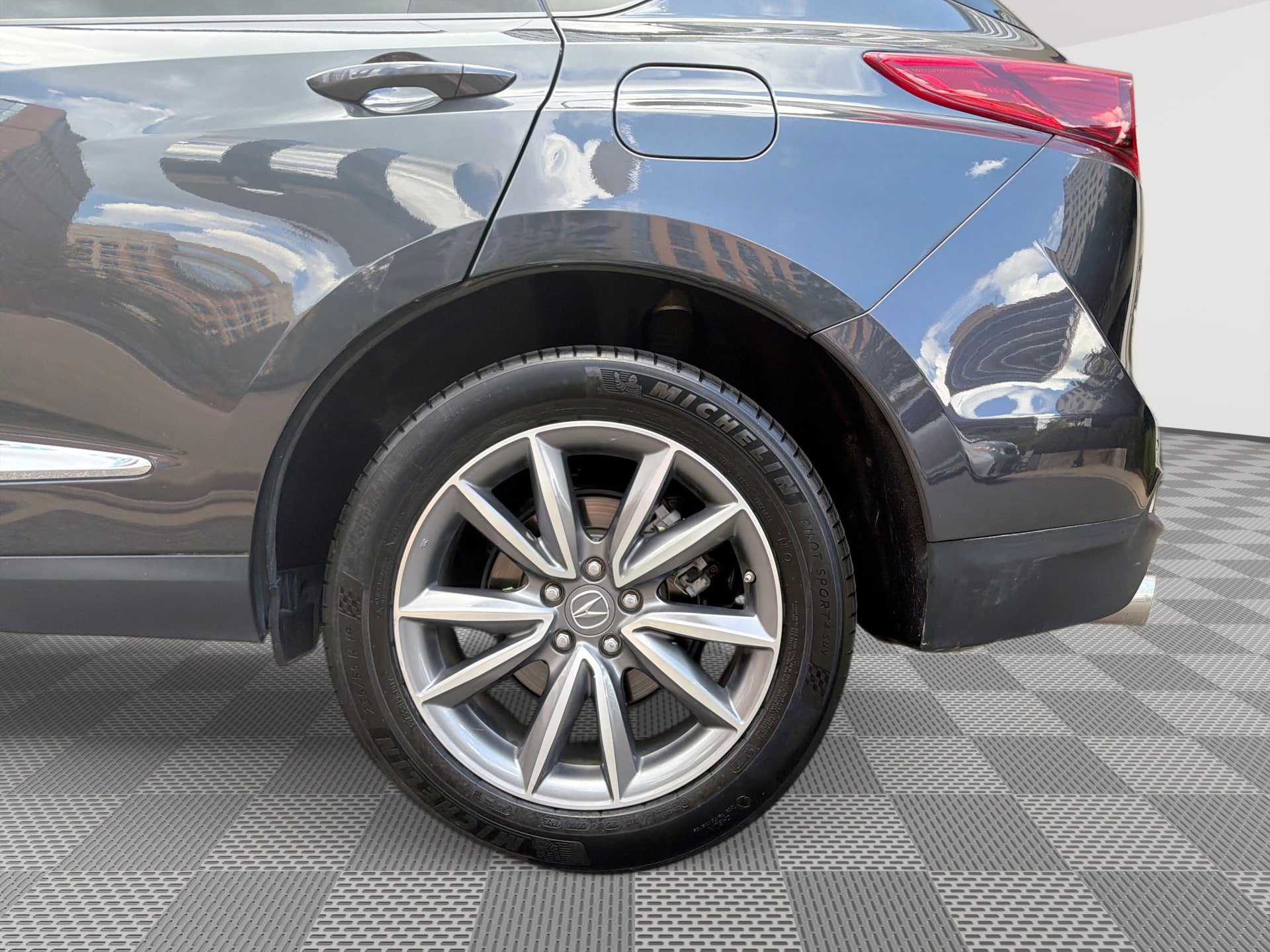 Used 2020 Acura RDX w/ Technology Package AWD/4WD image 29