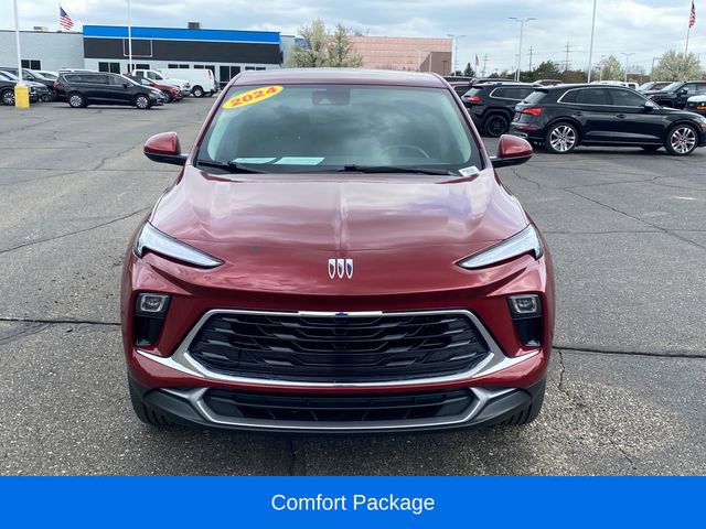Certified 2024 Buick Encore GX Preferred w/ Comfort Package AWD/4WD image 3