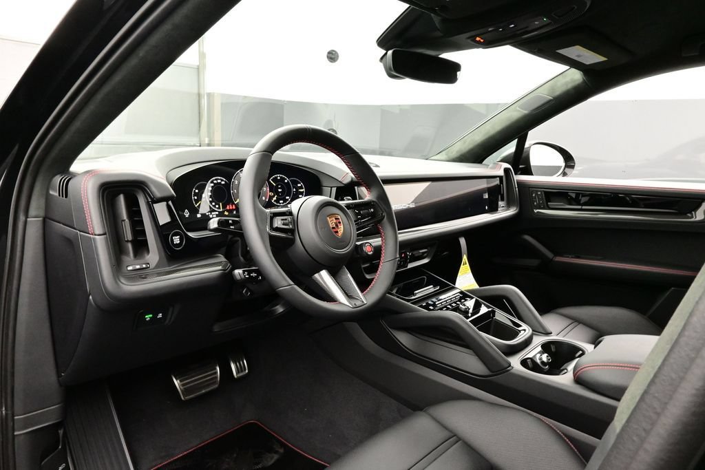 New 2026 Porsche Cayenne Turbo GT AWD/4WD image 4