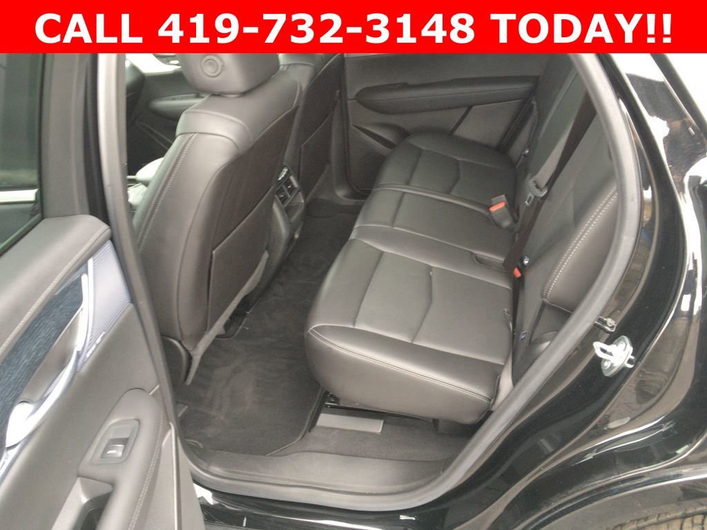 Used 2025 Cadillac XT5 Premium Luxury AWD/4WD image 18