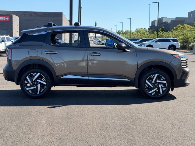 New 2027 Nissan Kicks SV FWD image 7