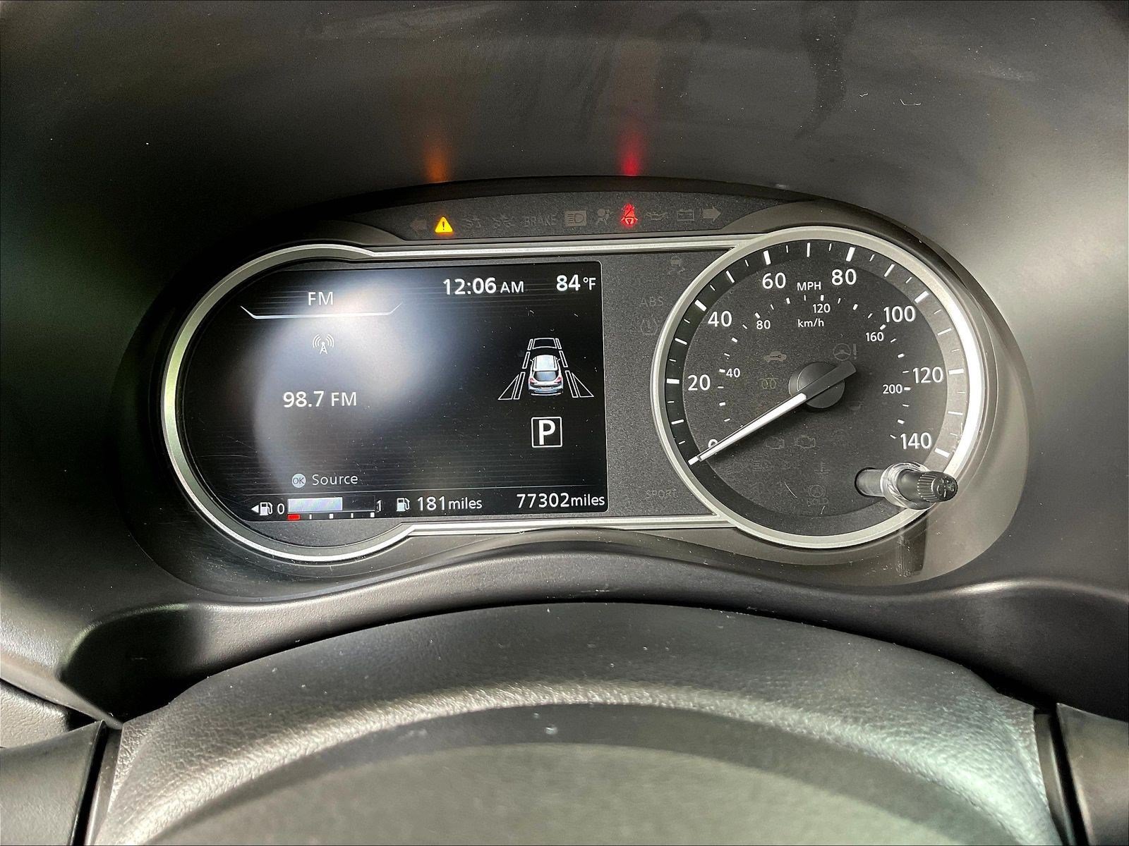 Used 2020 Nissan Kicks SR w/ SR Premium Package FWD image 13