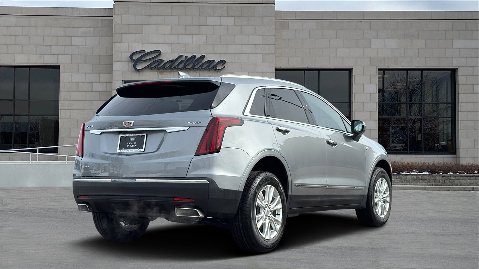 New 2026 Cadillac XT5 Luxury w/ LPO, Floor Liner Package image 3