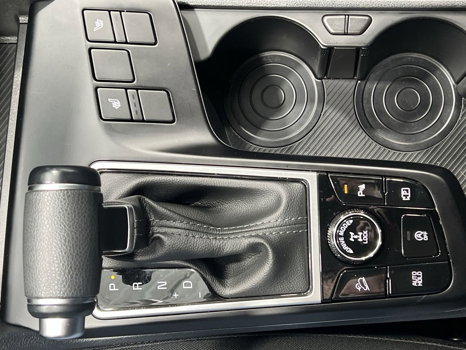 Used 2024 Kia Sportage LX image 19