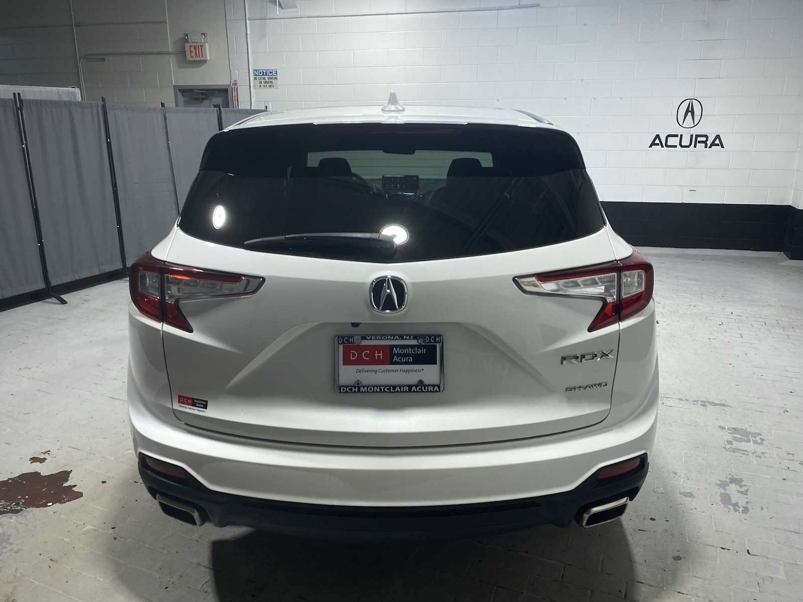 Used 2024 Acura RDX SH-AWD image 5