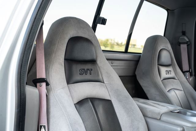 Used 2001 Ford F150 Lightning image 25