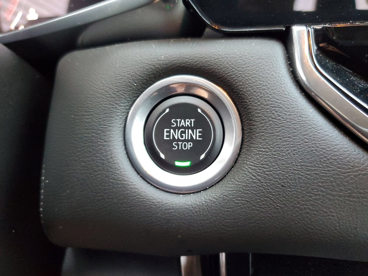 Used 2025 GMC Canyon Elevation w/ Convenience Package RWD image 24
