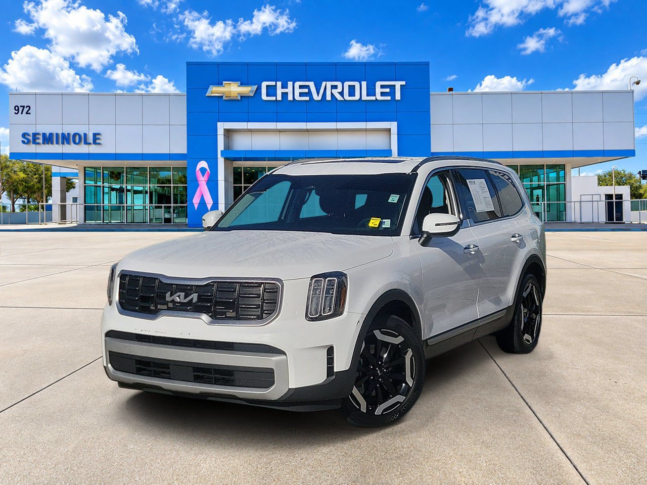 Used 2024 Kia Telluride S w/ S Sunroof Package