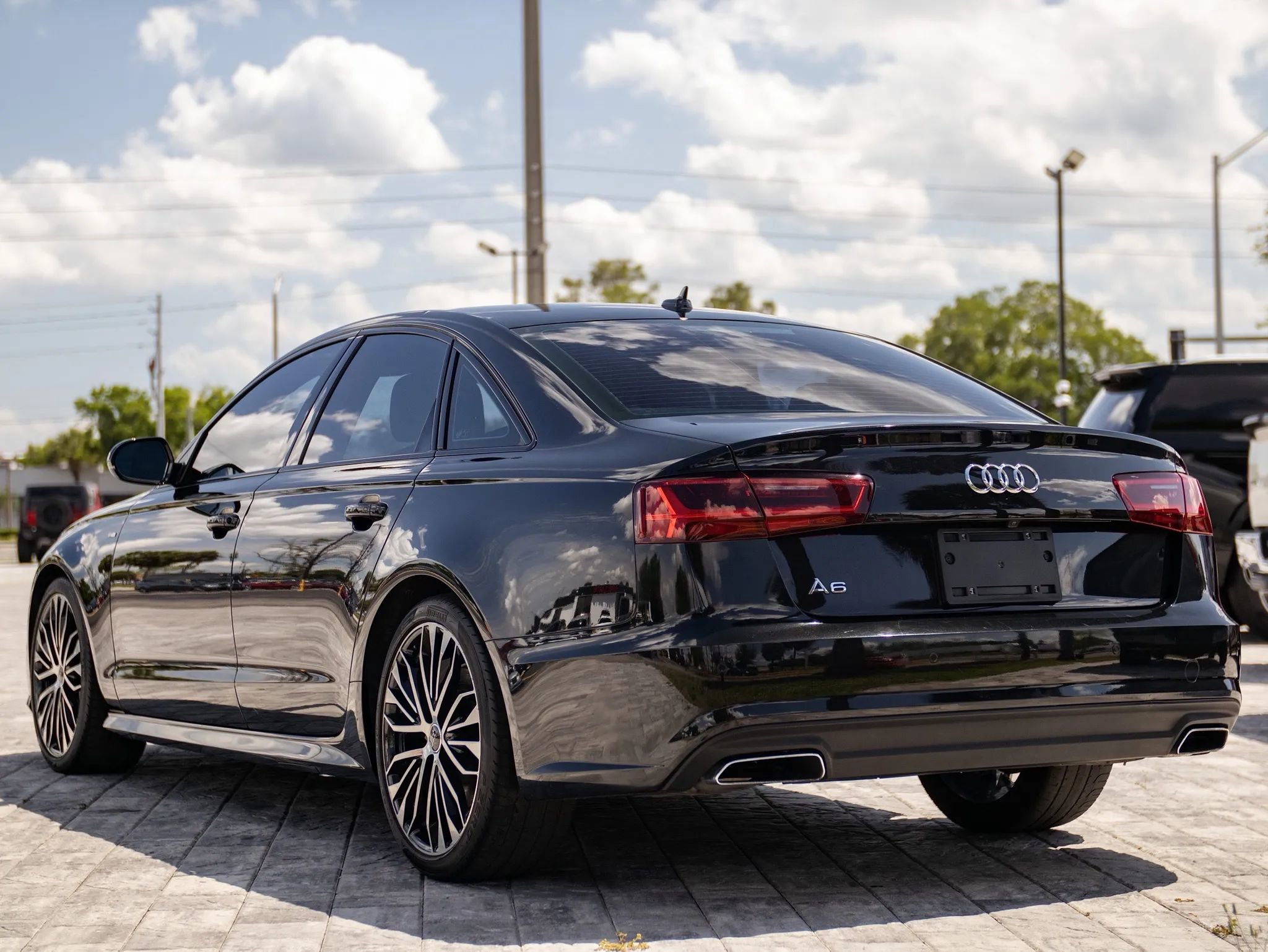 Used 2018 Audi A6 2.0T Premium w/ 20" Black Optic Package FWD image 11
