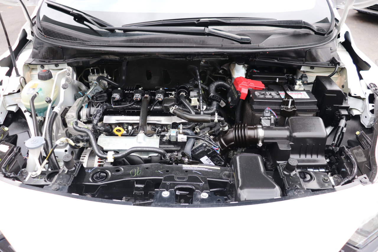 Used 2024 Nissan Versa S w/ Trunk Package image 39