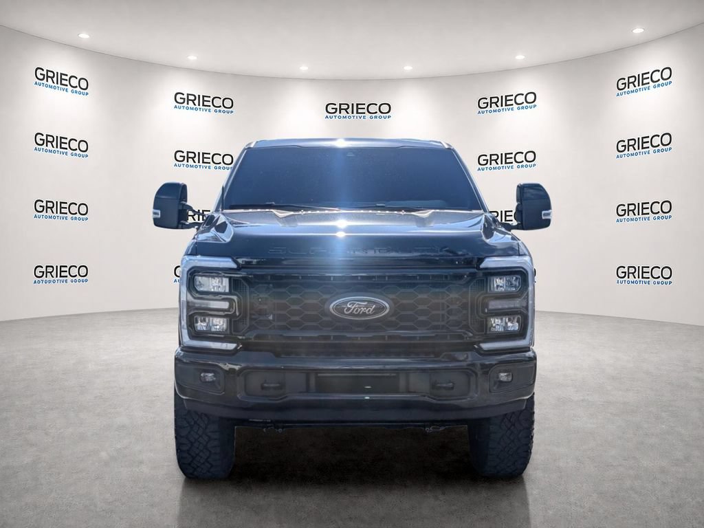 Used 2025 Ford F250 Lariat w/ Black Appearance Package AWD/4WD image 2