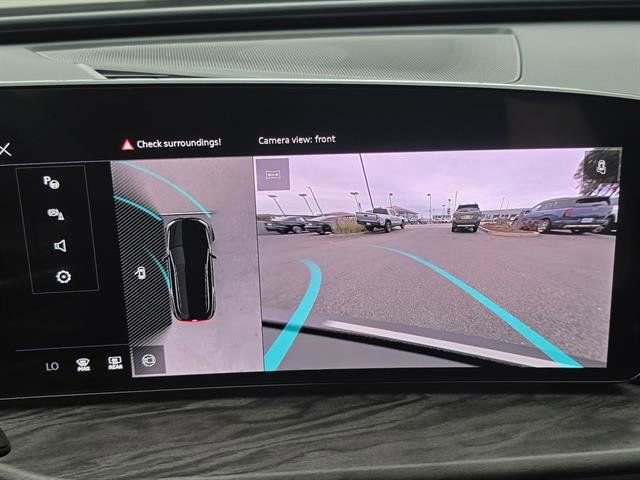 Used 2025 Audi Q5 Premium Plus w/ Premium Plus image 8