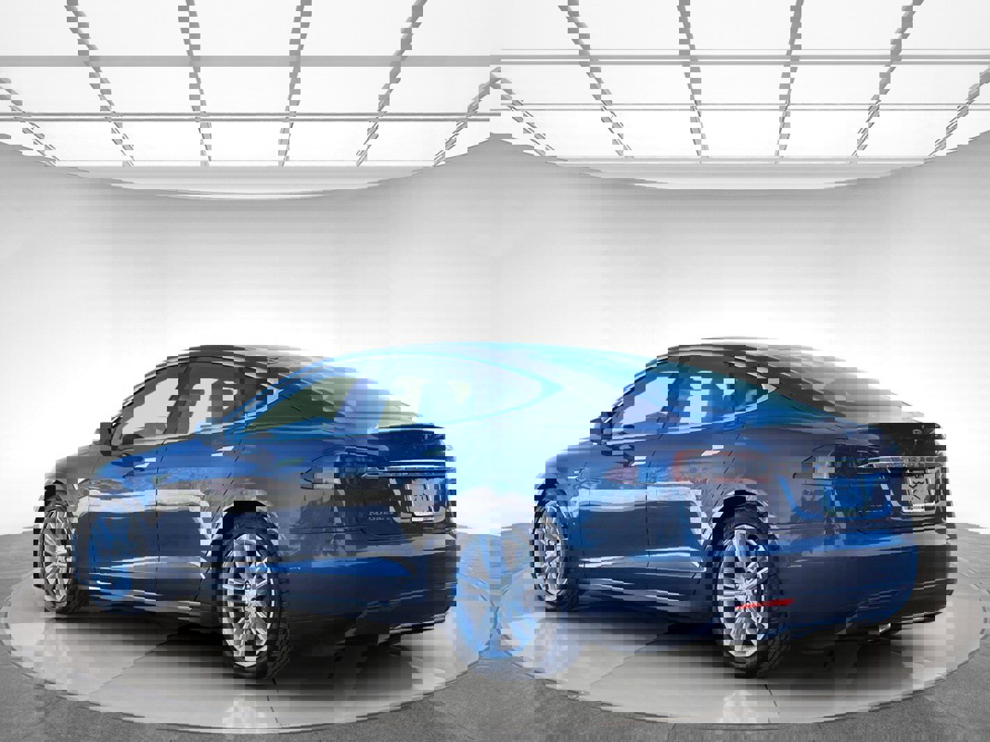 Used 2015 Tesla Model S 70D image 6