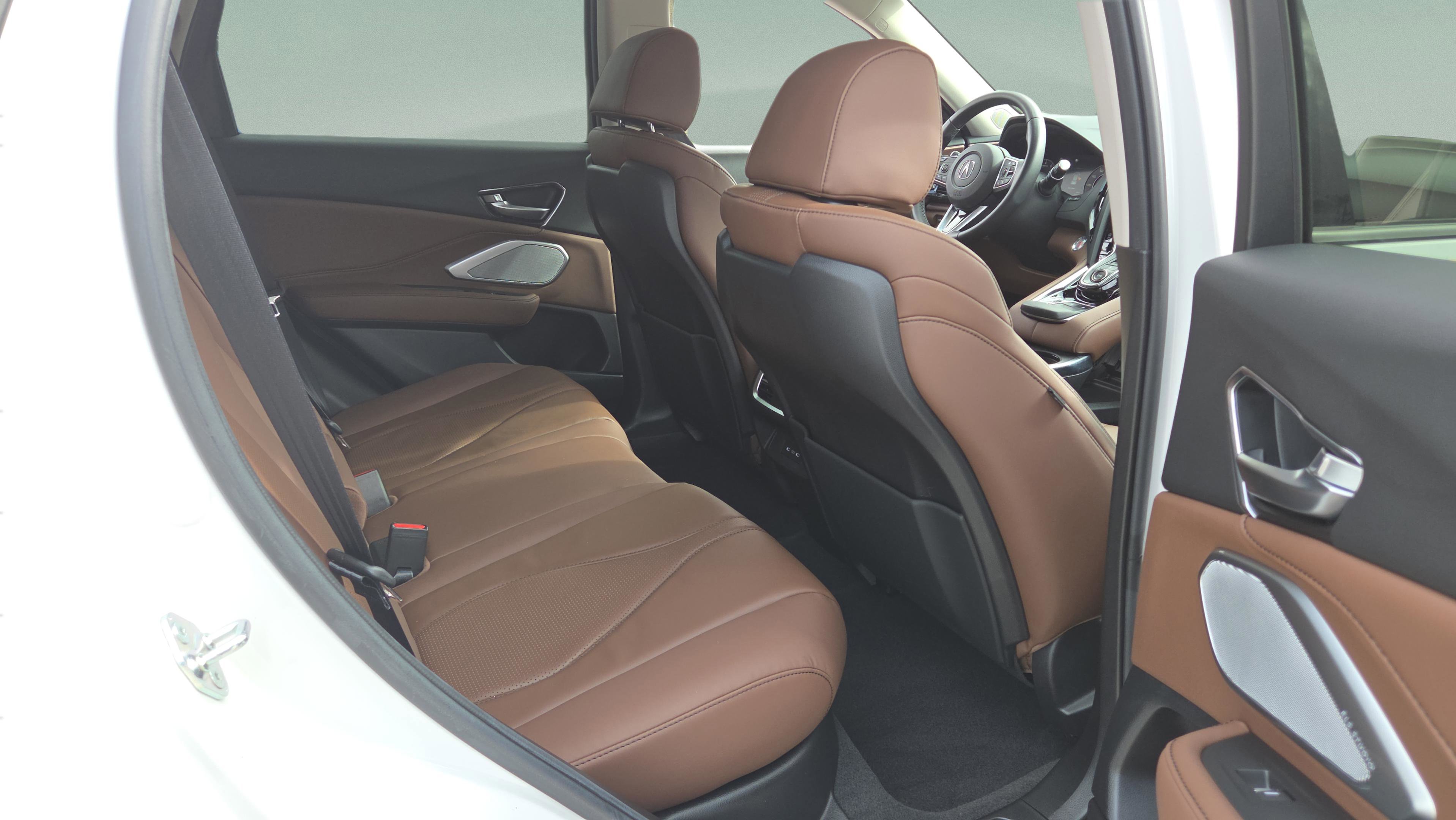 Used 2025 Acura RDX SH-AWD w/ Technology Package image 16