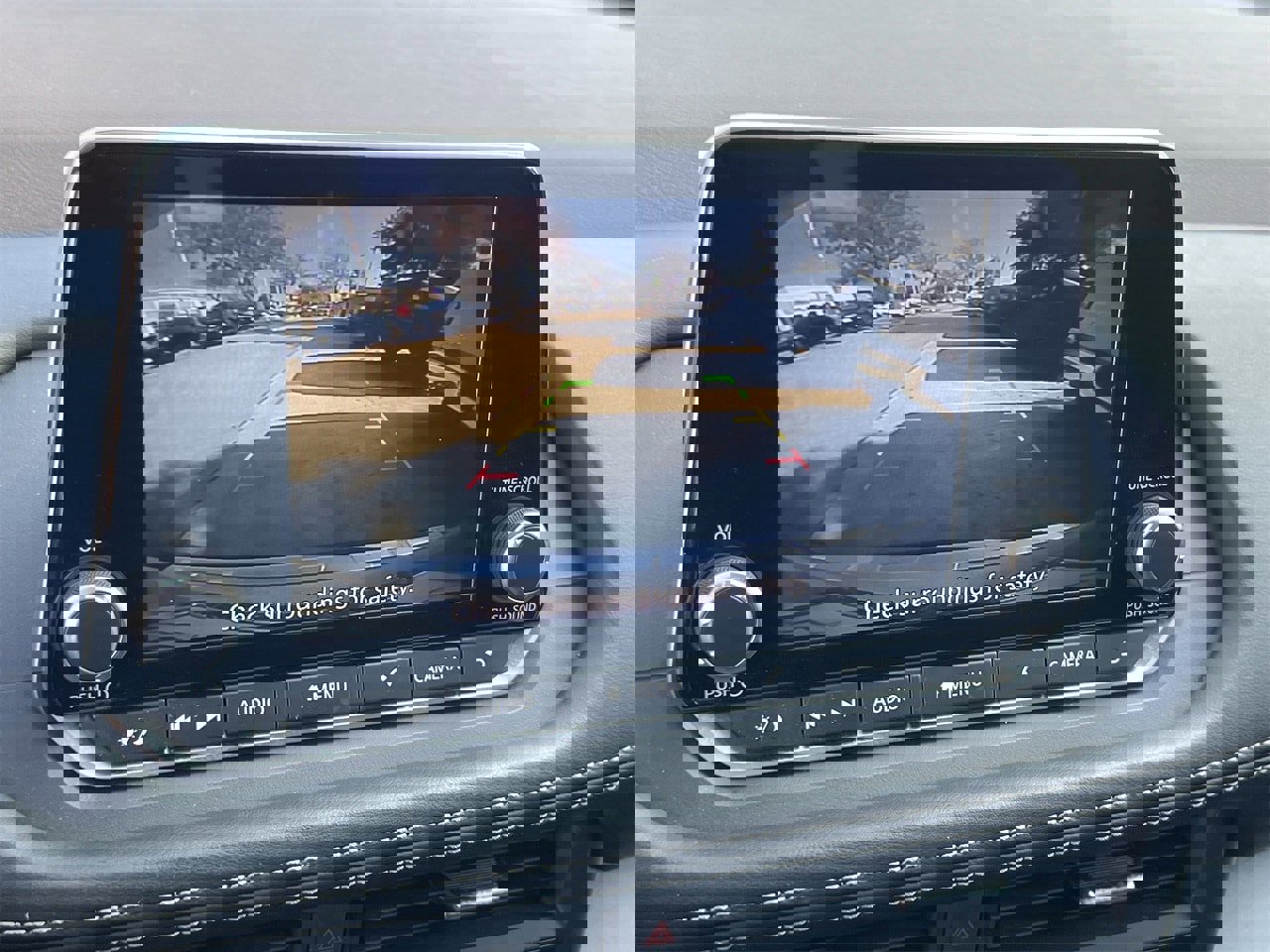 Certified 2023 Nissan Rogue SV image 16