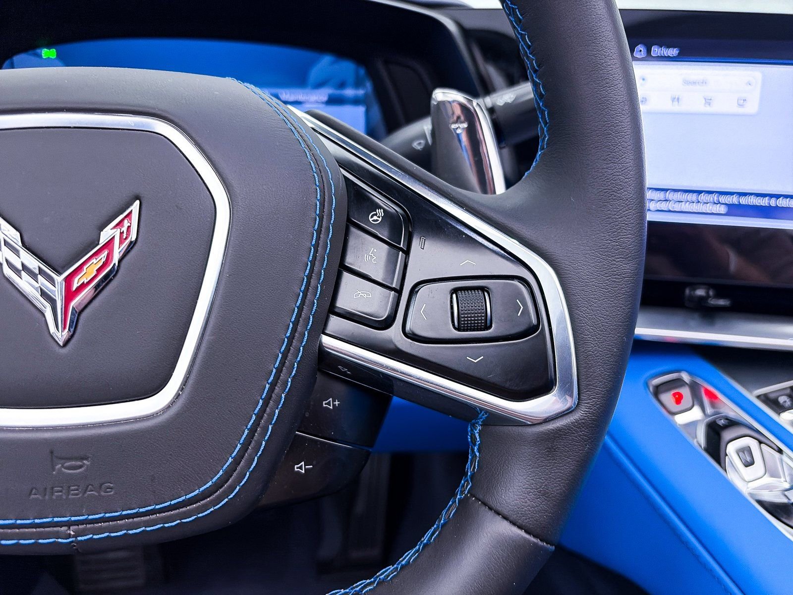 Used 2024 Chevrolet Corvette Stingray Premium Conv w/ Battery Protection Package image 34