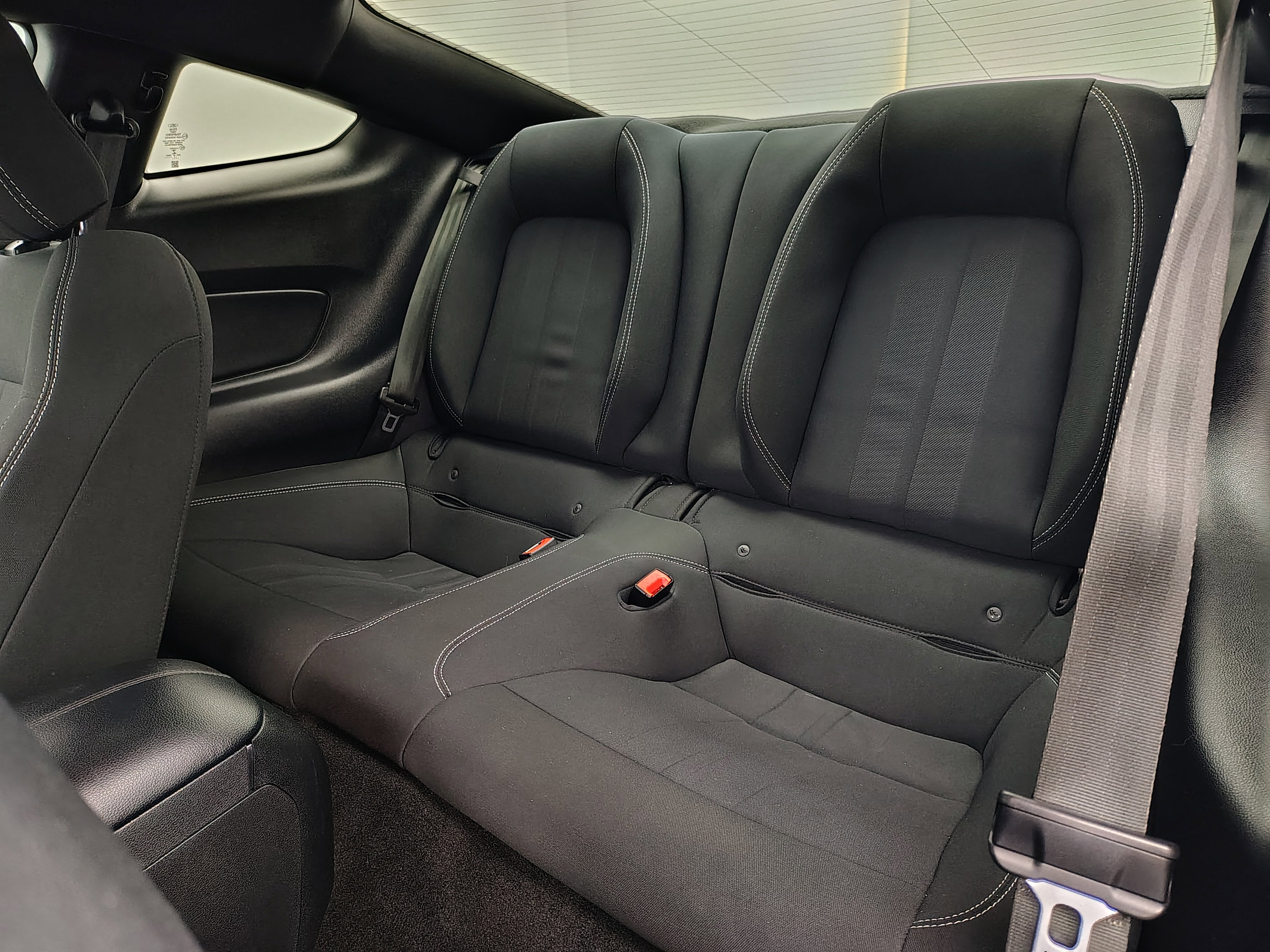 Used 2018 Ford Mustang Coupe image 21