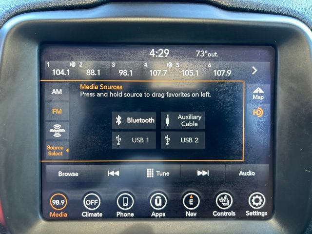 Used 2020 Jeep Renegade Limited w/ UConnect 8.4 Nav Group AWD/4WD image 20