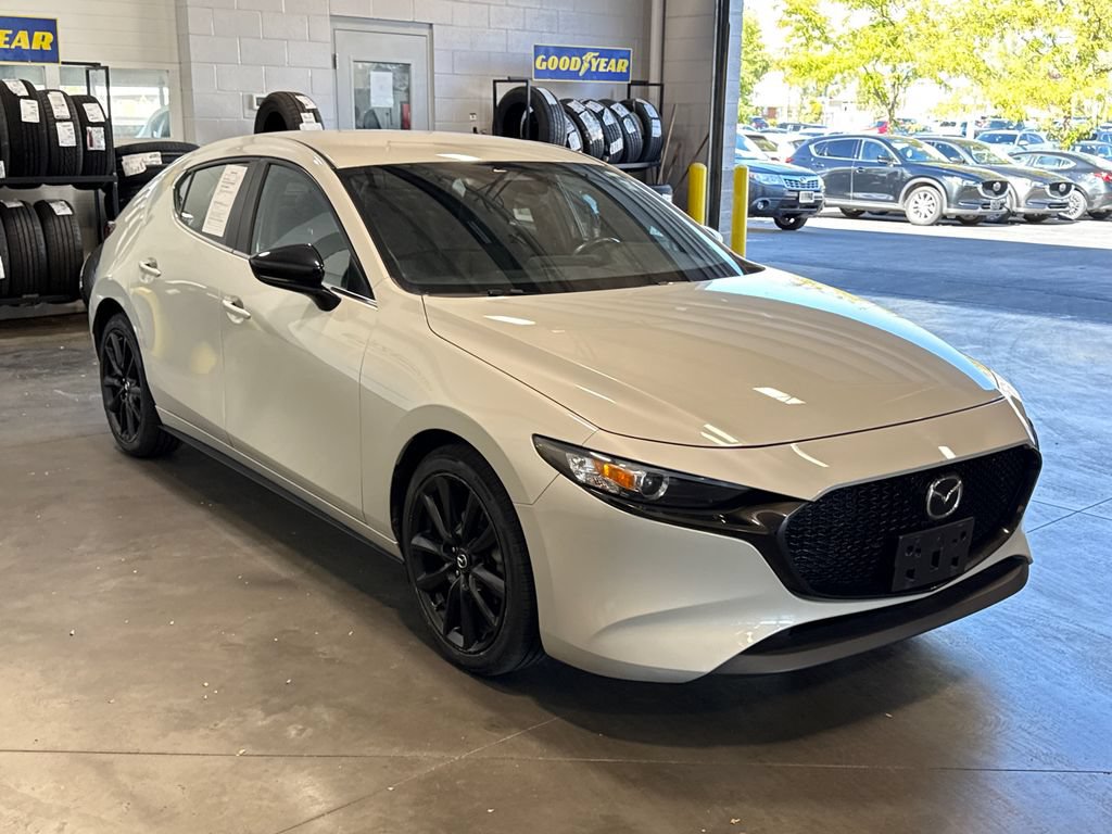 Certified 2025 MAZDA MAZDA3 s Sport FWD image 3