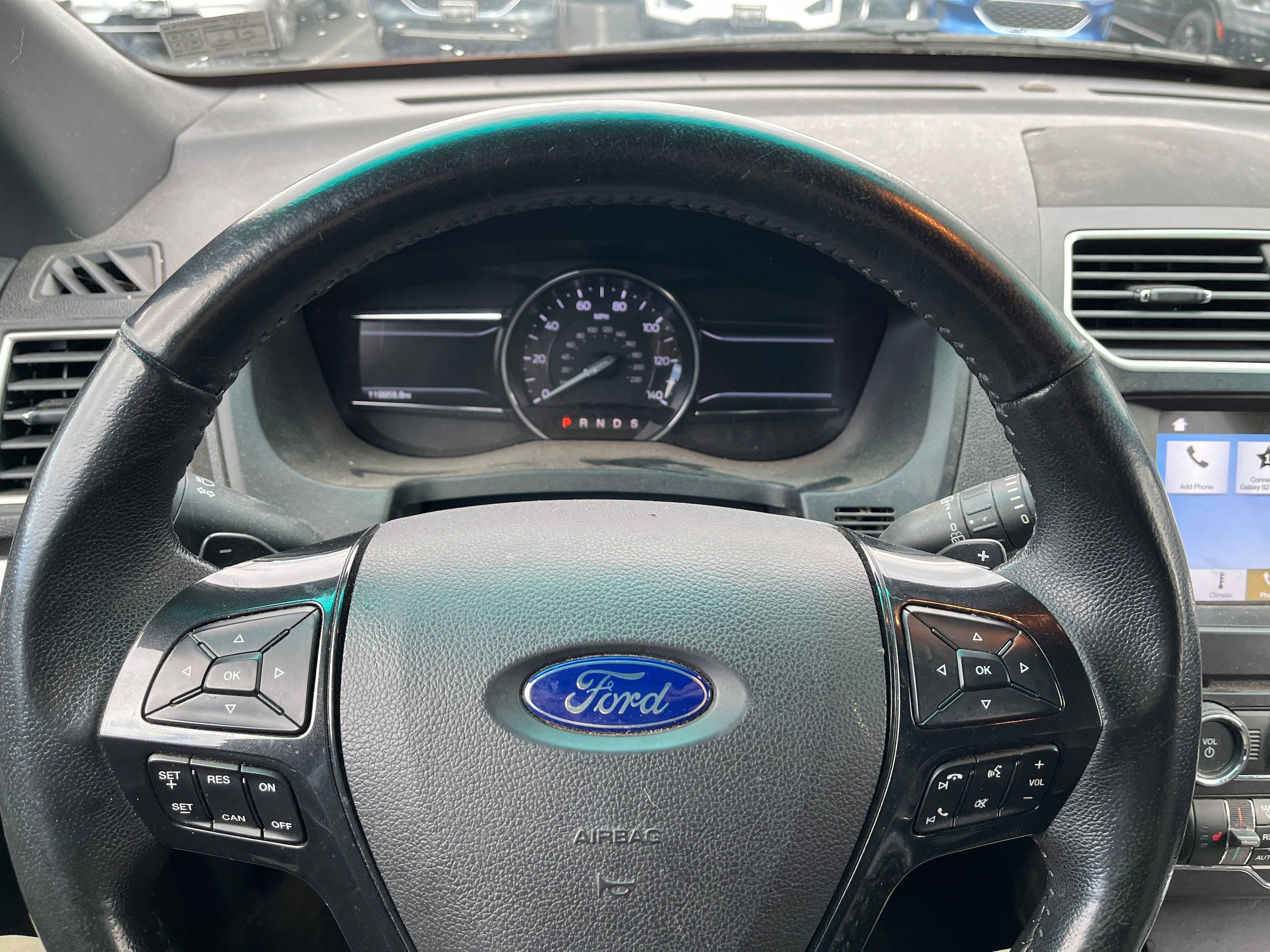Used 2017 Ford Explorer XLT w/ Equipment Group 202A AWD/4WD image 16