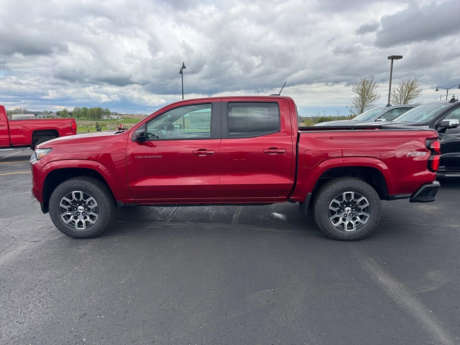 New 2026 Chevrolet Colorado Z71 w/ Technology Package AWD/4WD image 3