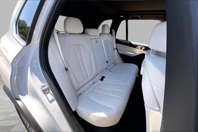 Used 2021 BMW X5 sDrive40i w/ Premium Package 2 RWD image 17