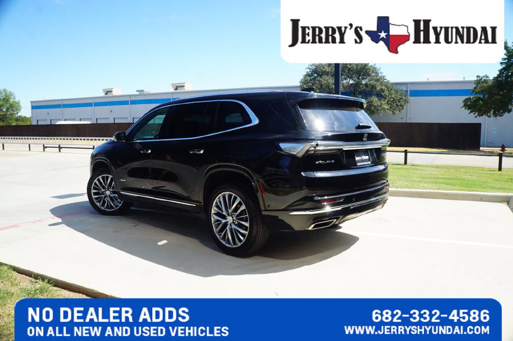 Used 2025 Buick Enclave Avenir w/ Super Cruise Package FWD image 5