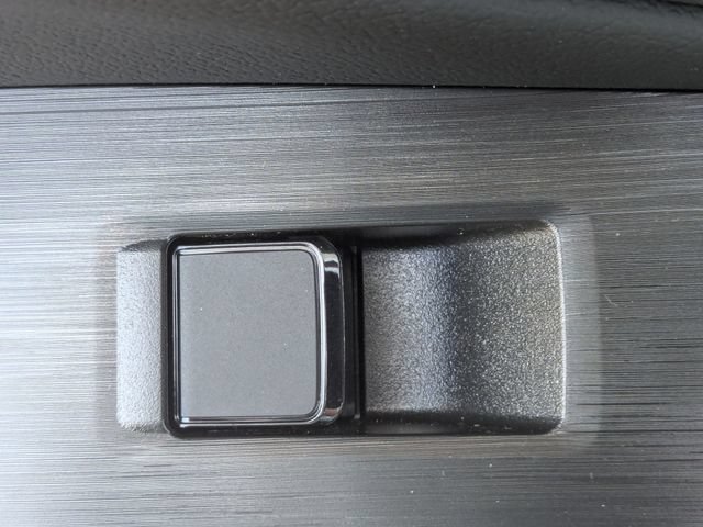 New 2026 Nissan Sentra SR w/ SR Premium Package FWD image 24