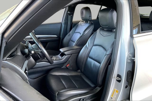 Used 2021 Cadillac XT4 Premium Luxury AWD/4WD image 15