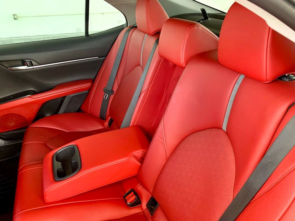 Used 2020 Toyota Camry XSE FWD image 18