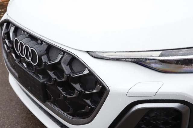 New 2025 Audi Q5 Premium Plus image 13