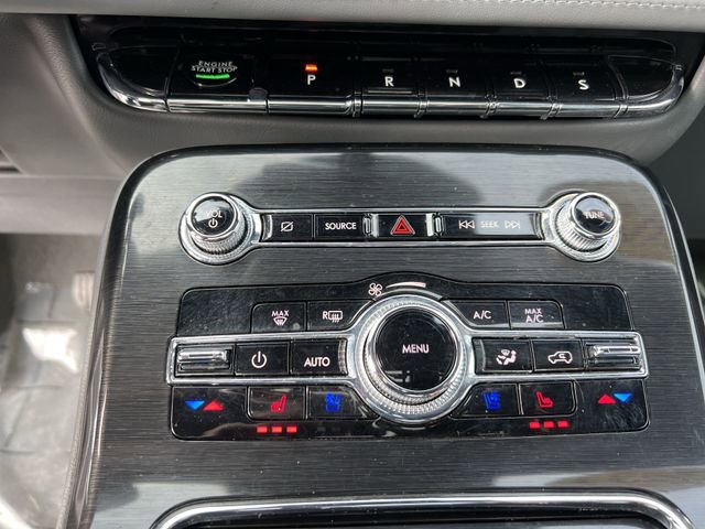 Used 2022 Lincoln Nautilus Reserve w/ Equipment Group 201A image 17