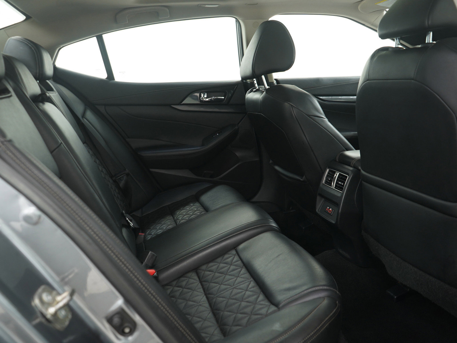 Used 2019 Nissan Maxima Platinum w/ Sport Mat Group image 12