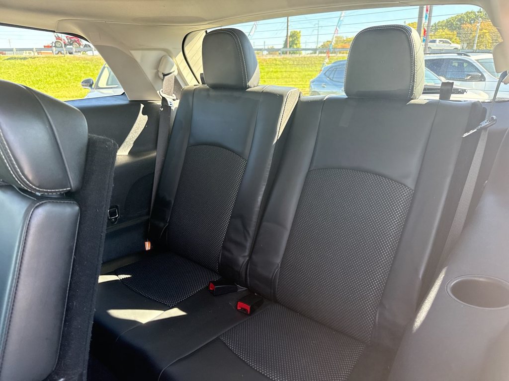 Used 2020 Dodge Journey Crossroad w/ Popular Equipment Group FWD image 11