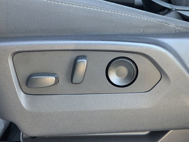 Used 2024 Chevrolet Silverado 1500 Custom image 18