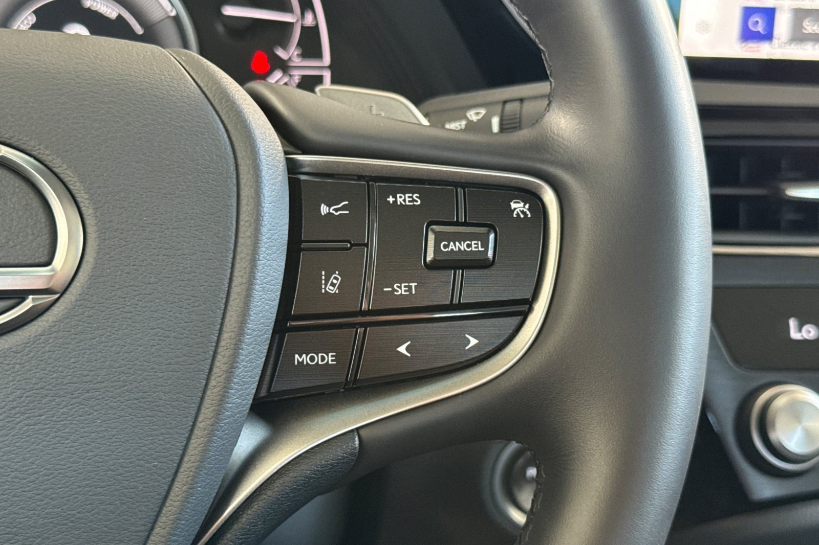 Certified 2025 Lexus ES 300h w/ Premium Package FWD image 30