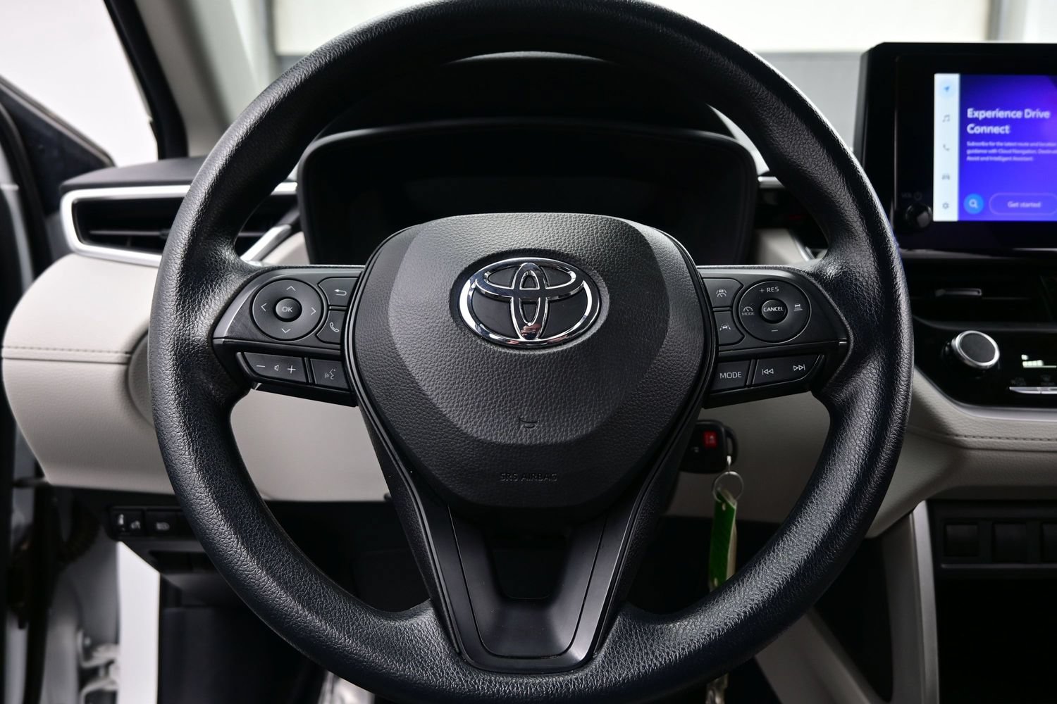 Used 2024 Toyota Corolla Cross L AWD/4WD image 20