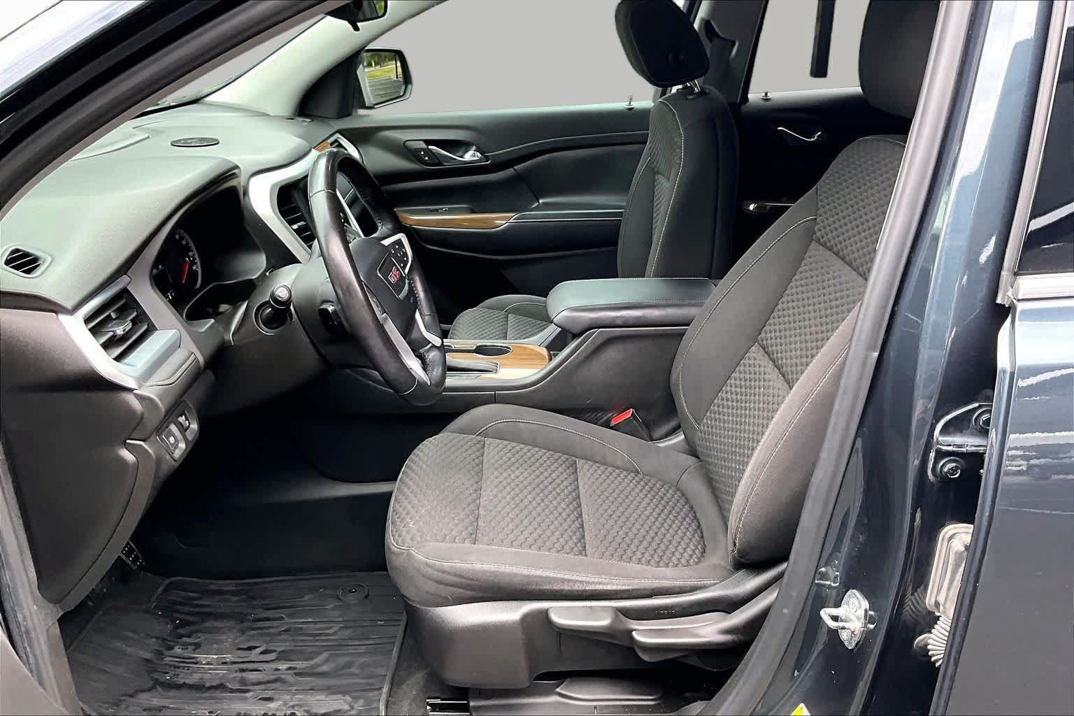 Used 2019 GMC Acadia SLE FWD image 8
