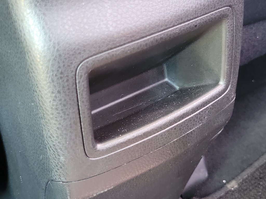 Used 2019 Toyota Corolla SE w/ Carpet Mat Package (TMS) FWD image 11