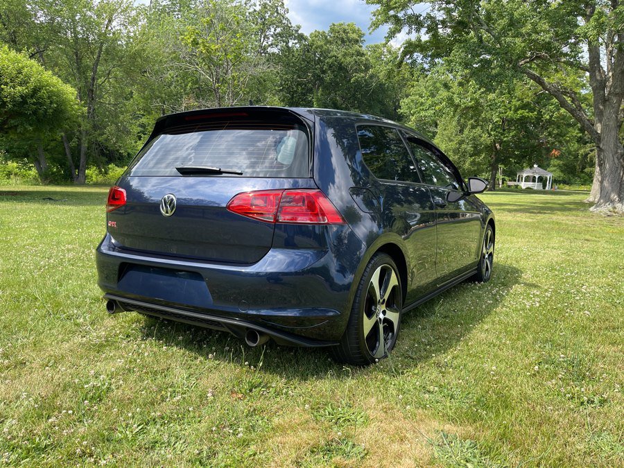 Used 2016 Volkswagen GTI SE FWD image 18