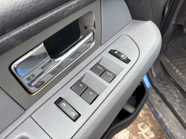 Used 2011 Ford F150 XLT w/ XLT Convenience Pkg image 13