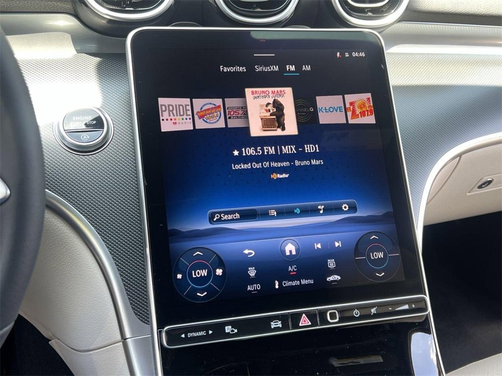 Used 2025 Mercedes-Benz C 300 4MATIC Sedan image 16