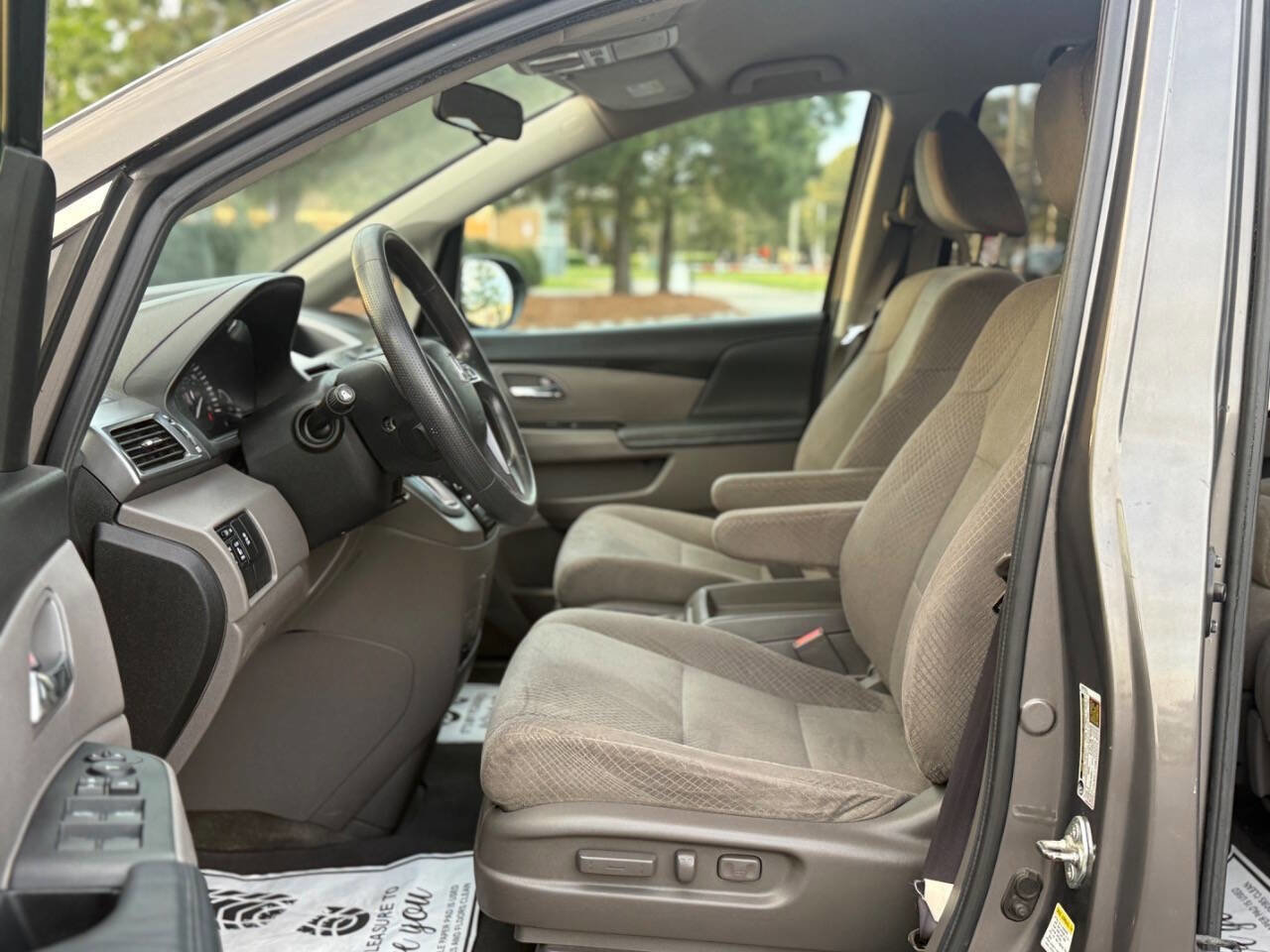 Used 2014 Honda Odyssey EX image 20