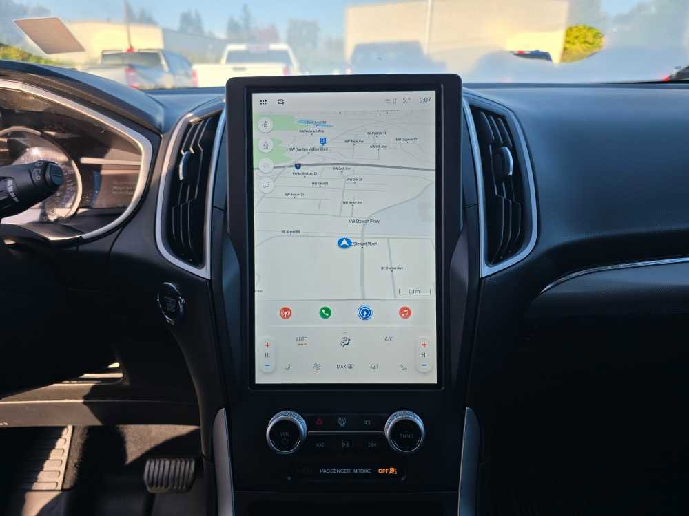 Used 2021 Ford Edge SEL w/ Cargo Accessory Package image 13