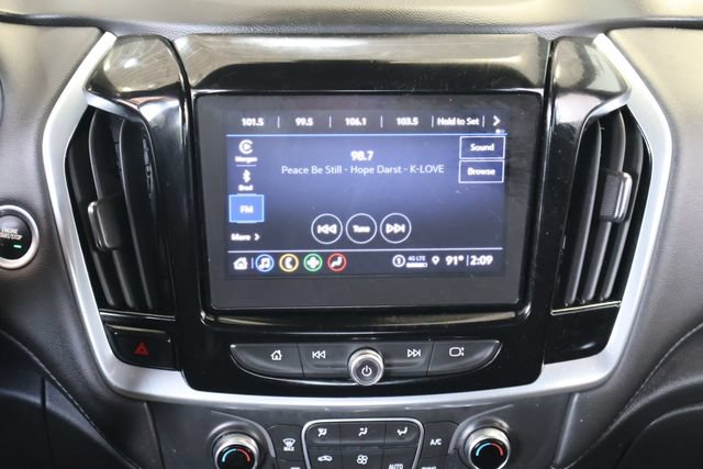 Used 2022 Chevrolet Traverse LT FWD image 19