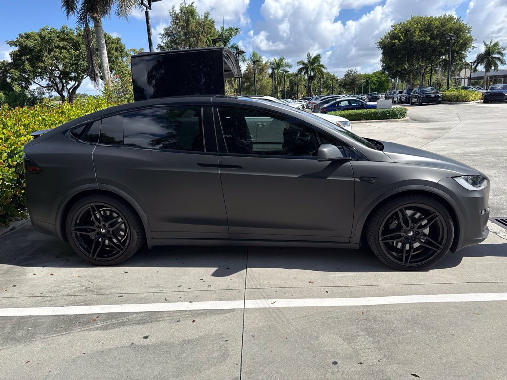 Used 2024 Tesla Model X AWD/4WD image 5