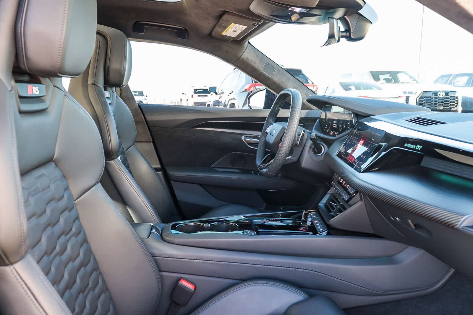 Used 2025 Audi RS e-tron GT performance w/ 21" Wheel Package image 22