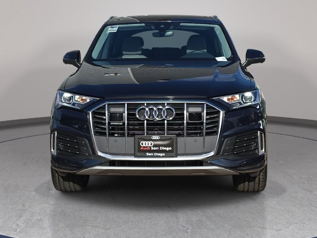 Certified 2023 Audi Q7 2.0T Premium AWD/4WD image 2