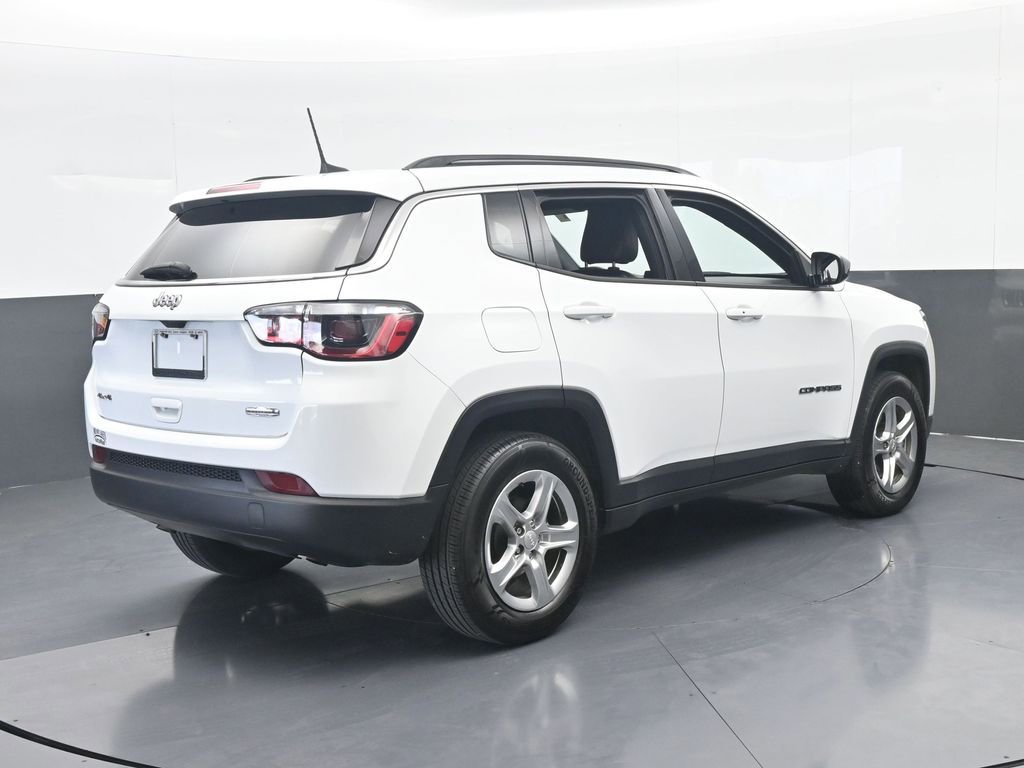 Used 2023 Jeep Compass Latitude AWD/4WD image 6